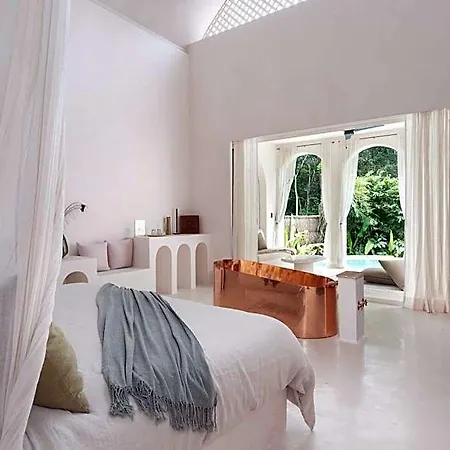 Anat Tantric Boutique 5*