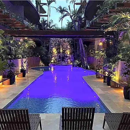 012 Modern Luxurious Wifi 100 Mb Apartment