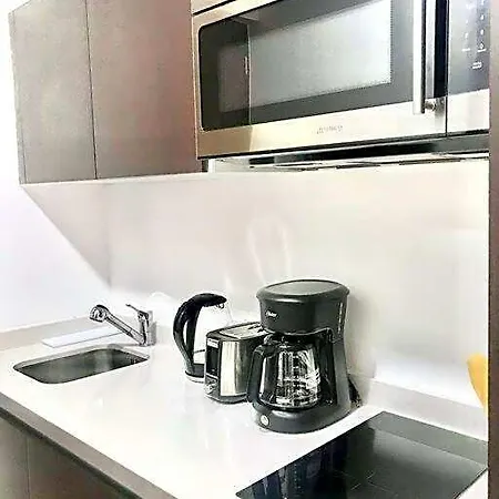 012 Modern Luxurious Wifi 100 Mb Apartment