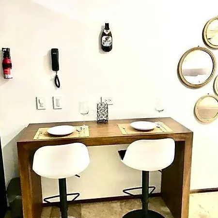 Apartment 012 Modern Luxurious Wifi 100 Mb