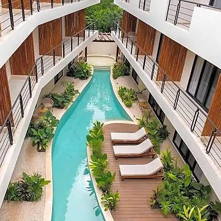 Hotel Spacious Penthouse With Pool 4*