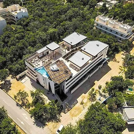 Hotel Spacious Penthouse With Pool