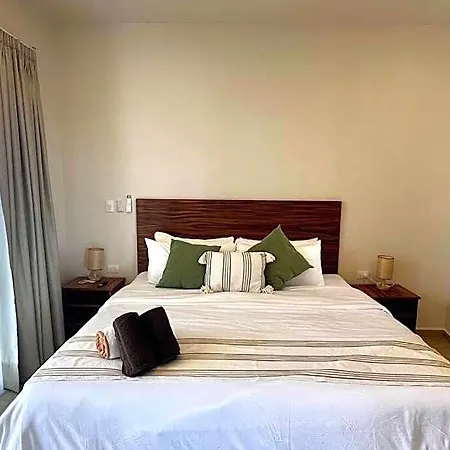 Hotel Spacious Penthouse With Pool 4*