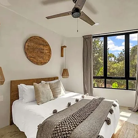 2 Tropical Bohemian Villas-2 Priv Pool-bbq 3a-3b *
