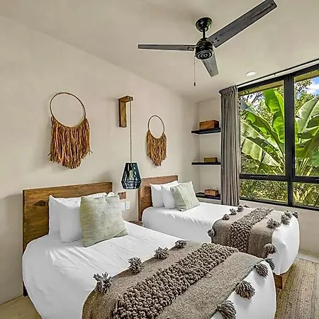 2 Tropical Bohemian Villas-2 Priv Pool-bbq 3a-3b *
