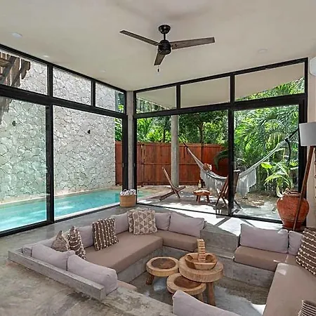 Villa 2 Tropical Bohemian Villas-2 Priv Pool-bbq 3a-3b