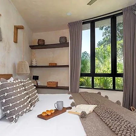 2 Tropical Bohemian Villas-2 Priv Pool-bbq 3a-3b *