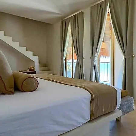 Panamera Hotel 4*