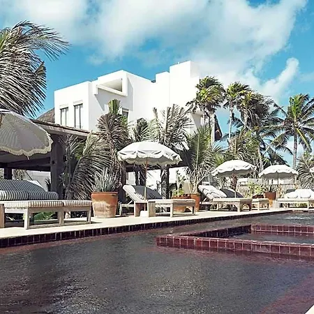 Panamera Hotel 4*