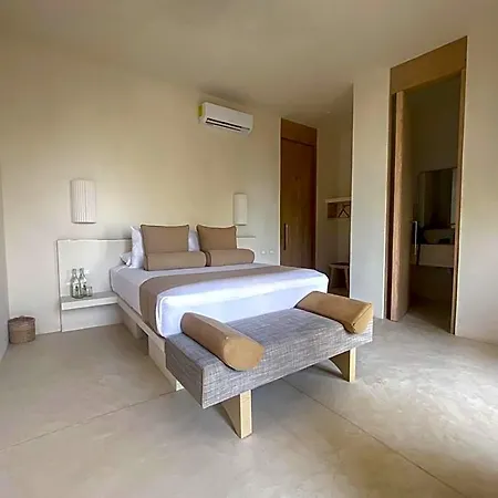 Hotel Panamera 4*
