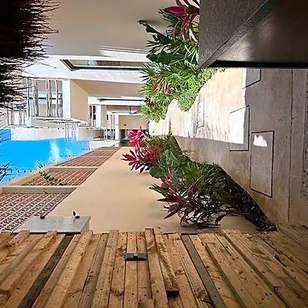 Apartment W/plunge Pool & Kitchen