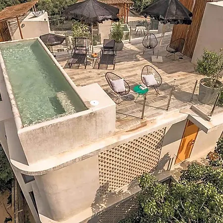 Naj Aparthotel