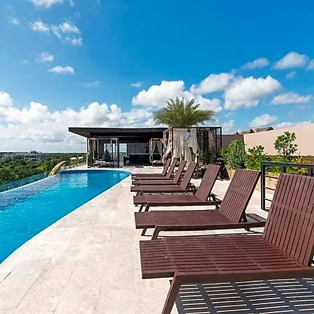 Serenity In The Sky - With Rooftop And Plunge Pool *