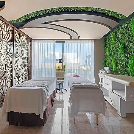 Apartment Serenity In The Sky - With Rooftop And Plunge Pool *