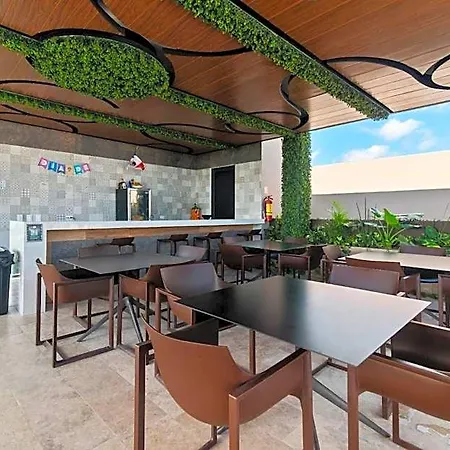 Apartment Serenity In The Sky - With Rooftop And Plunge Pool