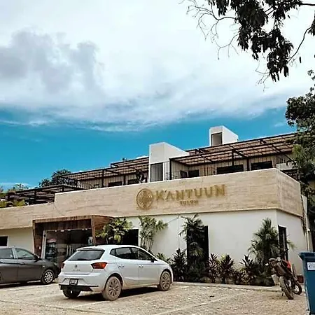 En Tulum, La Veleta. Aparthotel