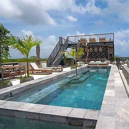 Ideal Location With Cenote Pools Gym Restaurant