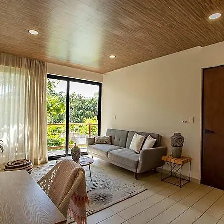 Macondo Aparthotel
