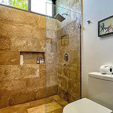 Amaka Calma By Cercana Hotel 4*