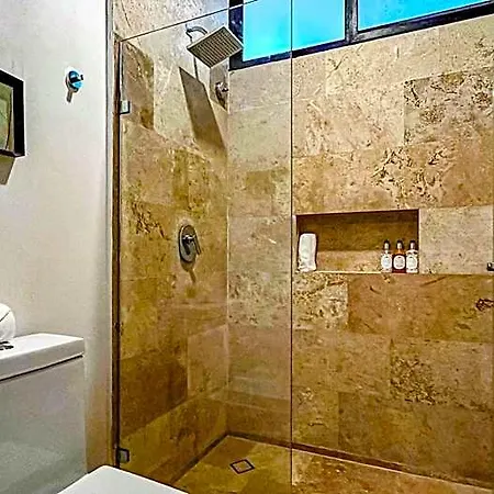 Amaka Calma By Cercana Hotel 4*