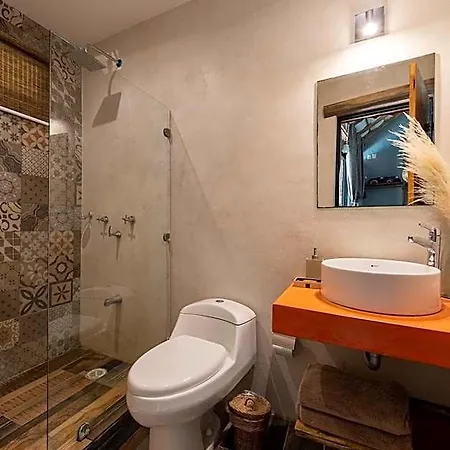 Trece Lunas - Enchanted Apartahotel