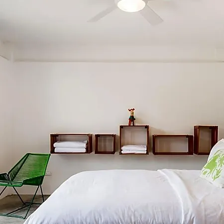 Casa De Piedra Apartahotel 4*