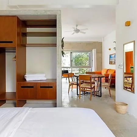 Casa De Piedra Apartahotel 4*