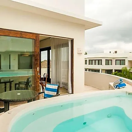 Mak Nuk Village - Clothing Optional Apartahotel 3*