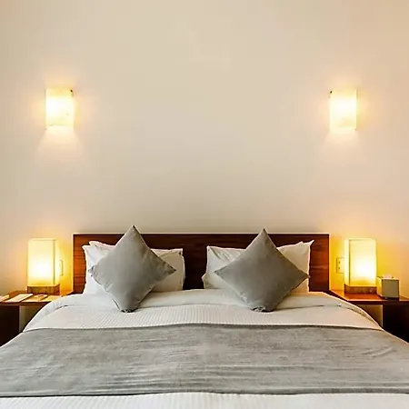 Mak Nuk Village - Clothing Optional Apartahotel