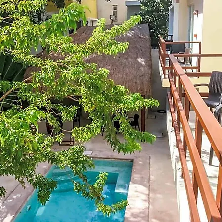 Nah Aparthotel 4*