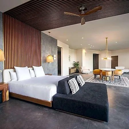 Secrets And Club (adults Only) Hotel 4*