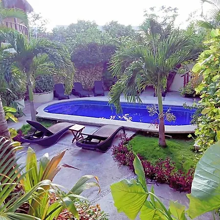 Akalan Aparthotel 4*