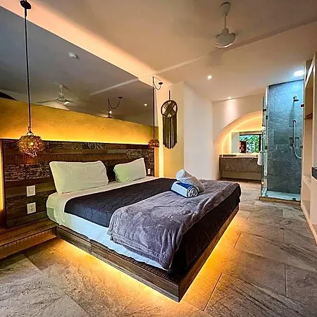 Hotel Kuun Taak 3*