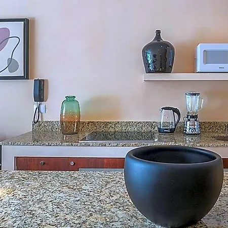 Chic With Swim-up Pool Access *