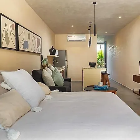 Chic With Swim-up Pool Access Tulum