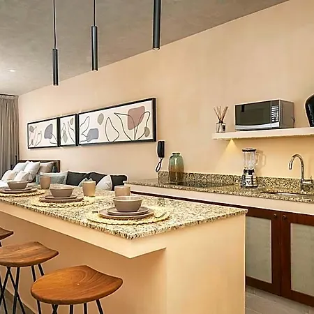 Hotel Chic With Swim-up Pool Access Tulum