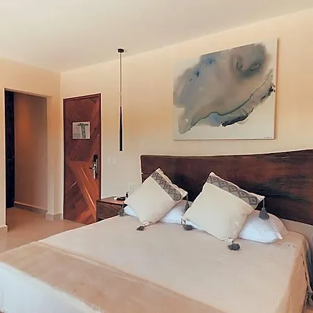 Aparthotel Cacao -luxury Condos-