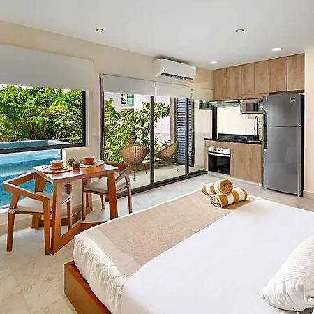 Aparthotel Cacao -luxury Condos-