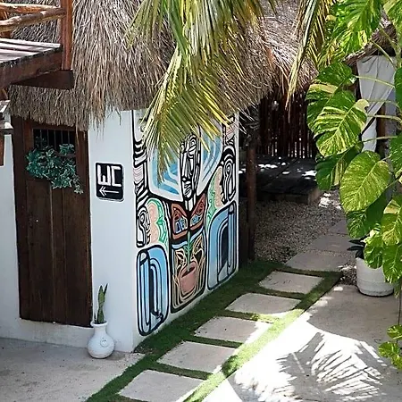Residencia Gorila 2*