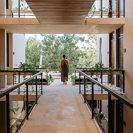 Eterna Hotel