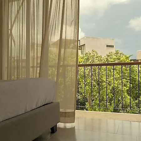 Chic With Private Pool & Rooftop Hotel 3*