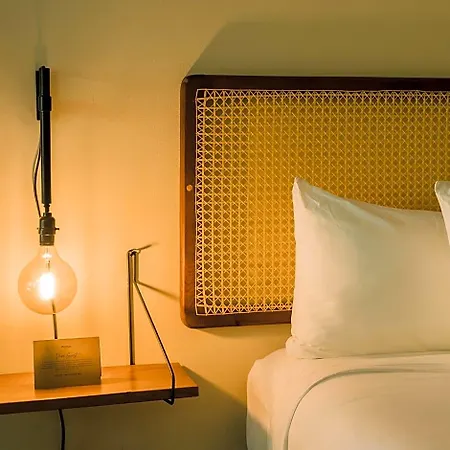 Xperience Hotel