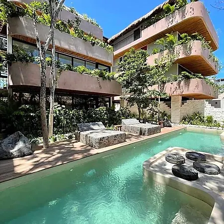 Zereno Boutique Club Access Hotel