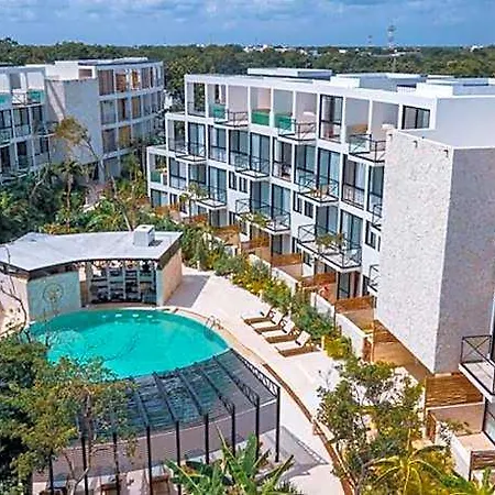 The Waves By Experience Hotel 4*