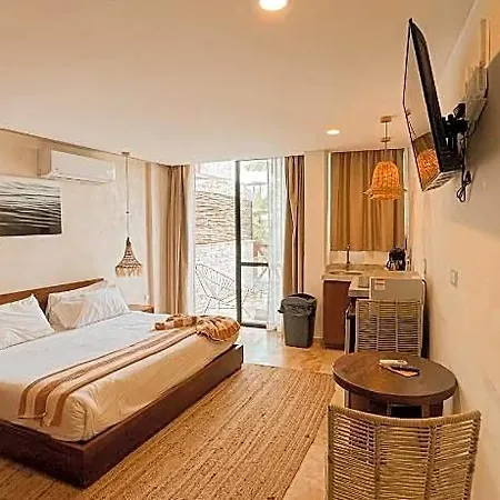 The Waves By Experience Hotel