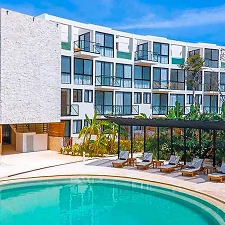 Hotel The Waves By Experience 4*
