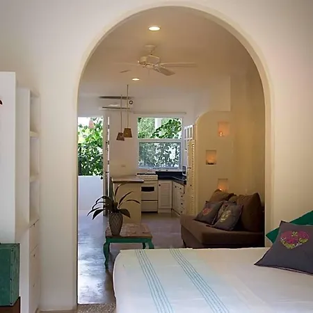 Livetulum Apartahotel