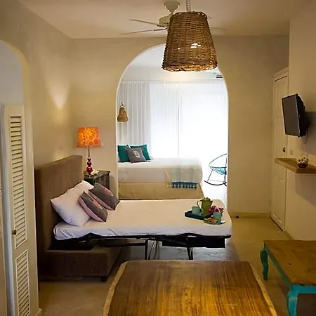 Apartahotel Livetulum 4*