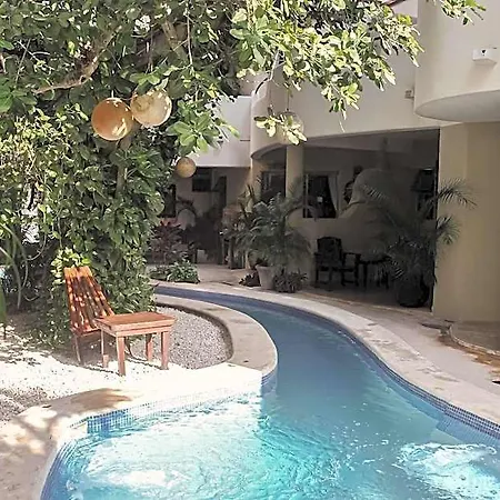 Hotel Boutique 06 (adults Only) 3*