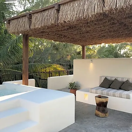 Chiringuito 4* Tulum
